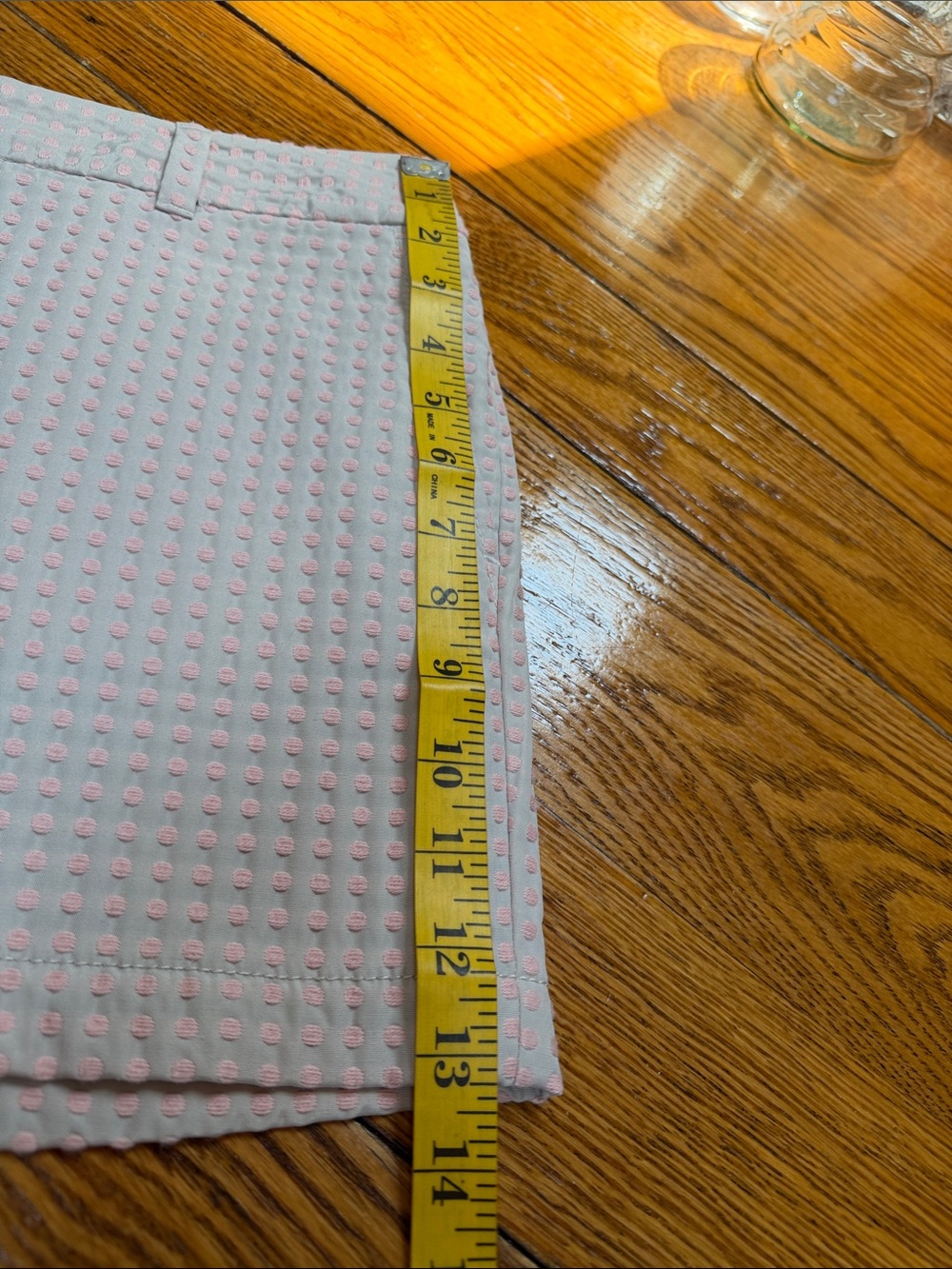 LOFT light tan and pink dot shorts.  Size 8. Great condition. - Picture 8 of 10
